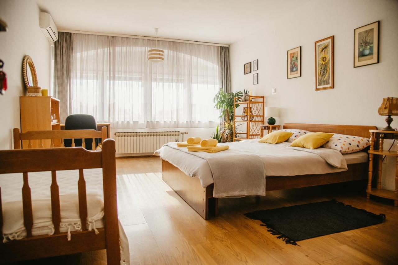 Soba Gloria Hotel Slavonski Brod Exterior foto